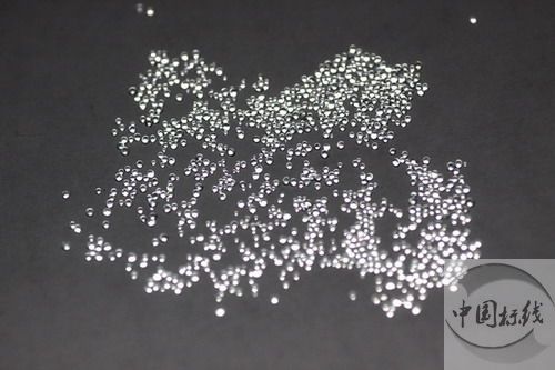 沈丘金属表面处理厂喷砂玻璃微珠清理